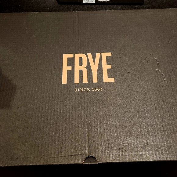 FRYE Jolene Pull On BOOTS , leather, color: almond.   *NEVER WORN - Picture 3 of 8